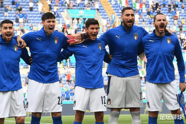 2-1！意大利加时赛爆发，82年神迹诞生，晋级欧洲杯8强：对手2选1(1)