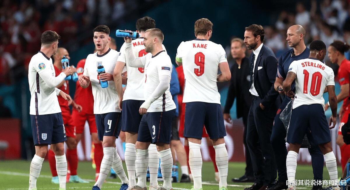 英格兰进入欧洲杯决赛可喜可贺，但球队关键比赛不会进球还是问题(1)