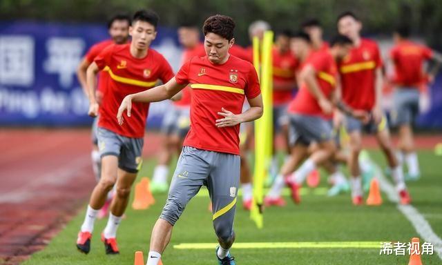 中国足球突传噩耗！上海媒体曝出争议猛料，中超盛世或提前结束(5)