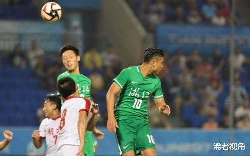 晚上19点! 上海媒体曝出争议猛料: 中国足球成大笑话，球迷骂声一片(2)