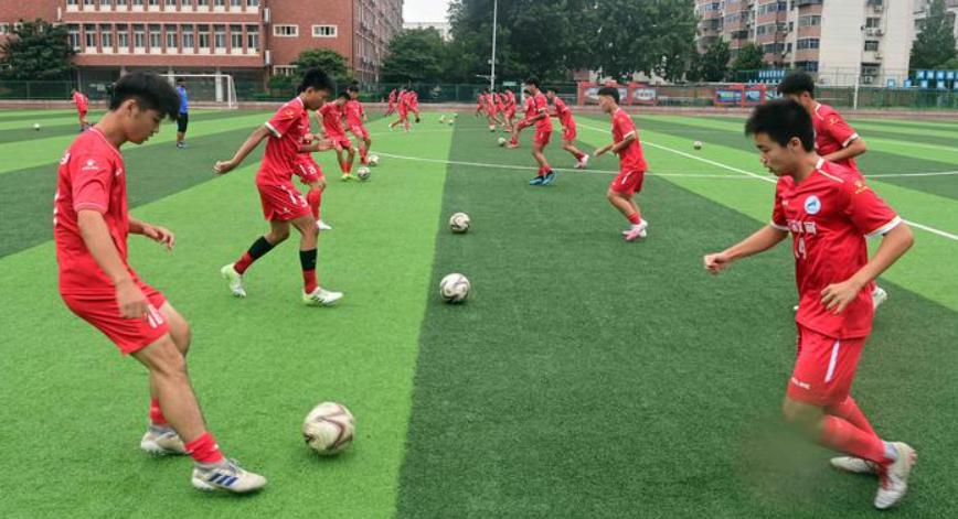 重金狠砸近十年，中国足球向何方(4)