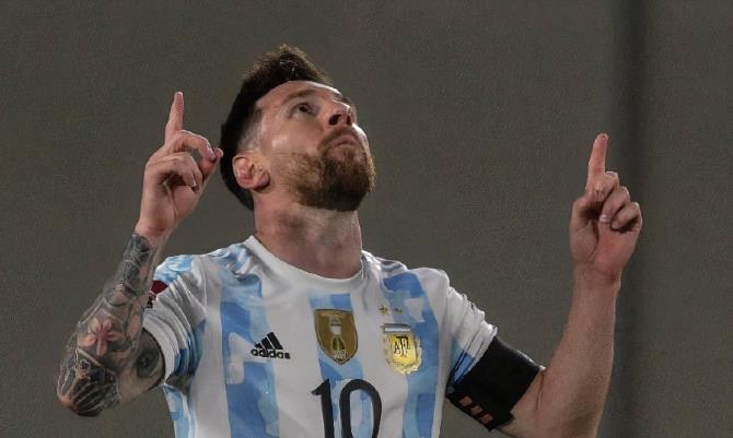 积分榜：阿根廷3-0大胜，苏亚雷斯所在队无缘前3！世界杯悬了？(1)