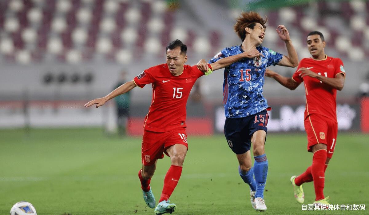 为什么中国队世预赛，吴曦和张稀哲基本都是中场首发？徐新不首发