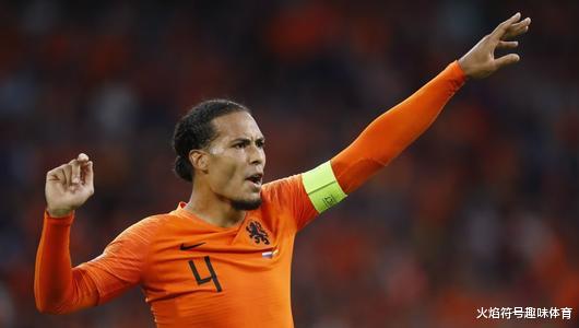 星耀尼德兰：荷兰足球历史最佳11人，如此高大，也如此强大(14)