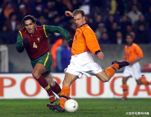 星耀尼德兰：荷兰足球历史最佳11人，如此高大，也如此强大(32)