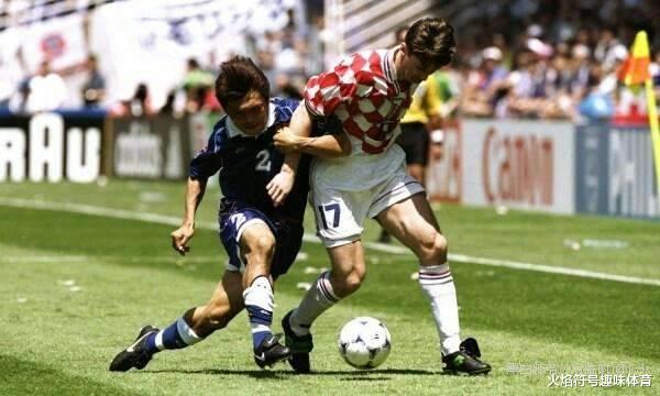 天才喷涌，球星辈出：克罗地亚足球历史最强阵容，绚丽的红白格(8)