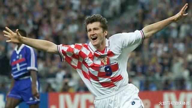 天才喷涌，球星辈出：克罗地亚足球历史最强阵容，绚丽的红白格(34)