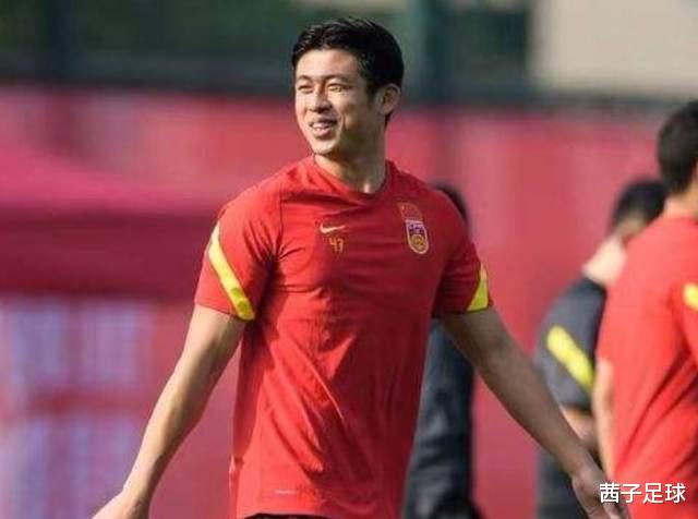 有眼光！欧洲名帅大赞25岁中国球员，直言他就是中国最好的球员(3)