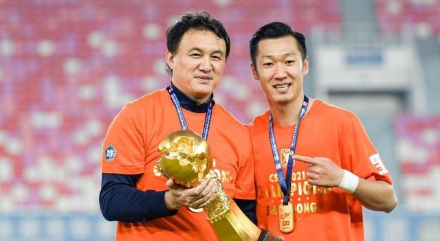 山东泰山足球俱乐部发布公告！北京国安功勋外援时隔42天再次进球(2)