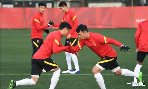 越南媒体：国足的实力不足为惧，想赢球，一定要看紧武磊(1)