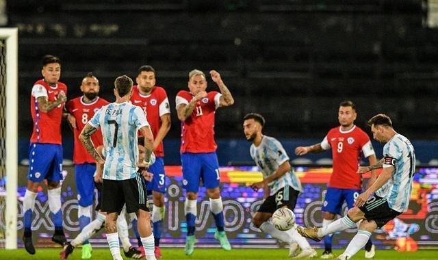 世预赛南美区：提刀在手，智利磨刀霍霍虎啸阿根廷