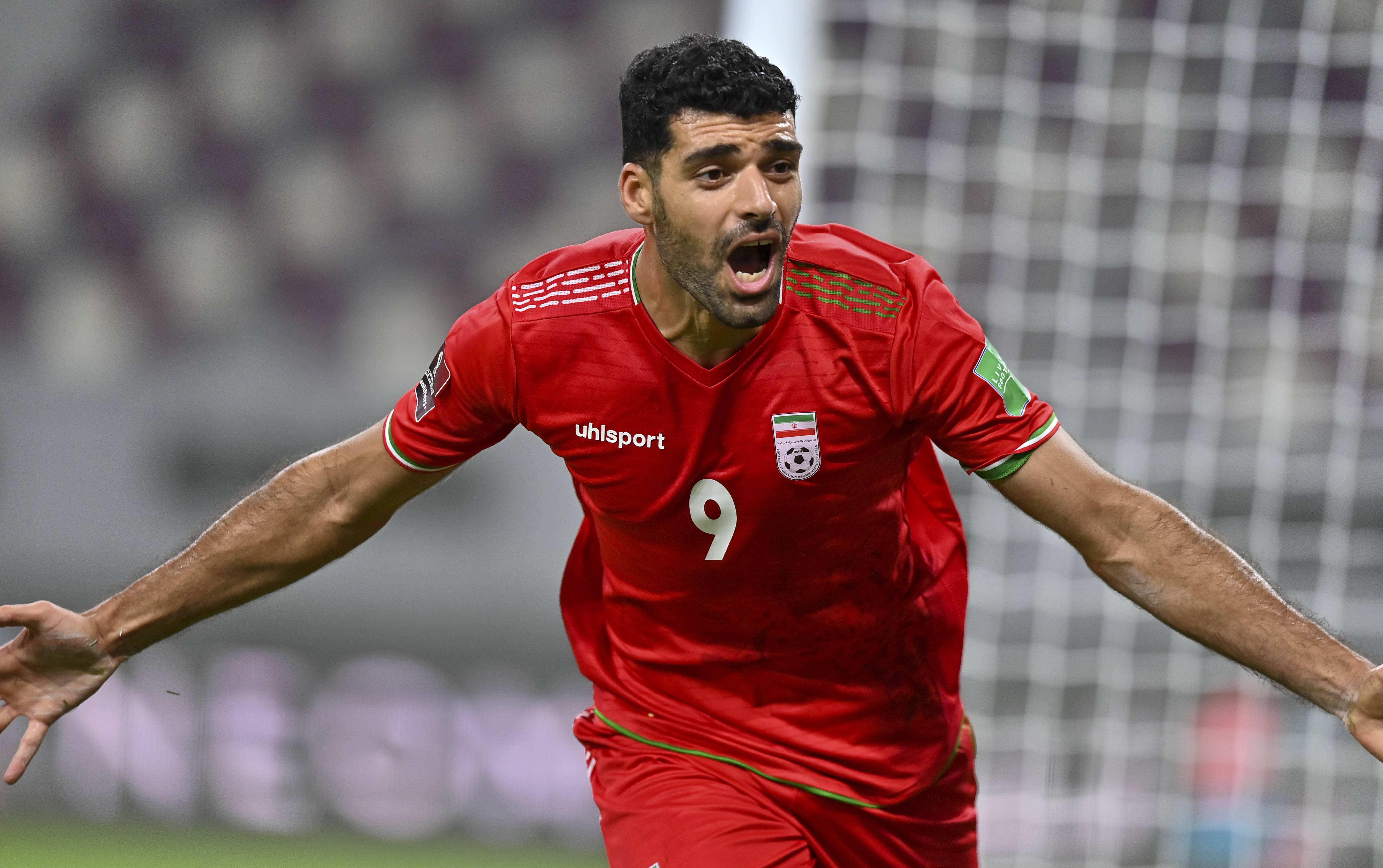 世界杯亚洲预选 : 伊朗 VS 伊拉克，伊朗获得胜利，全面出线！(3)