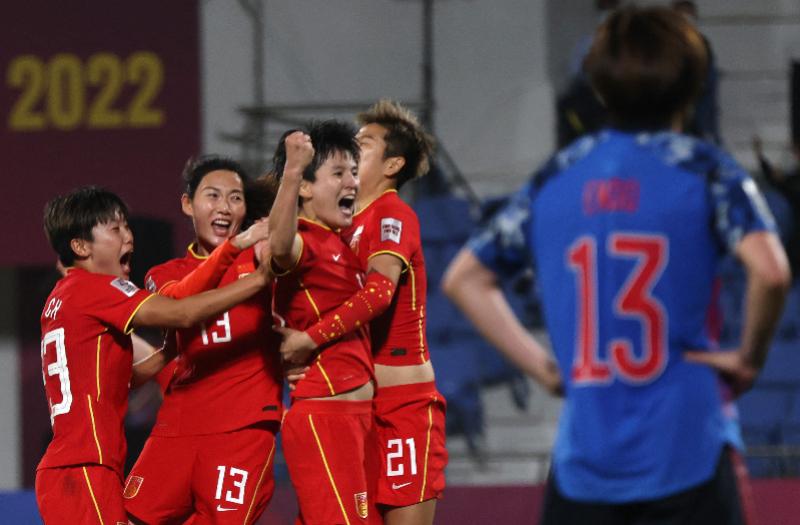 逆境中取胜日本队晋级亚洲杯决赛！你永远可以相信中国女足！(3)