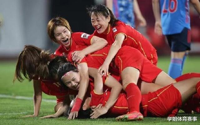 铿锵玫瑰再次绽放，中国女足6比5击败日本进决赛，为中国女足点赞(4)