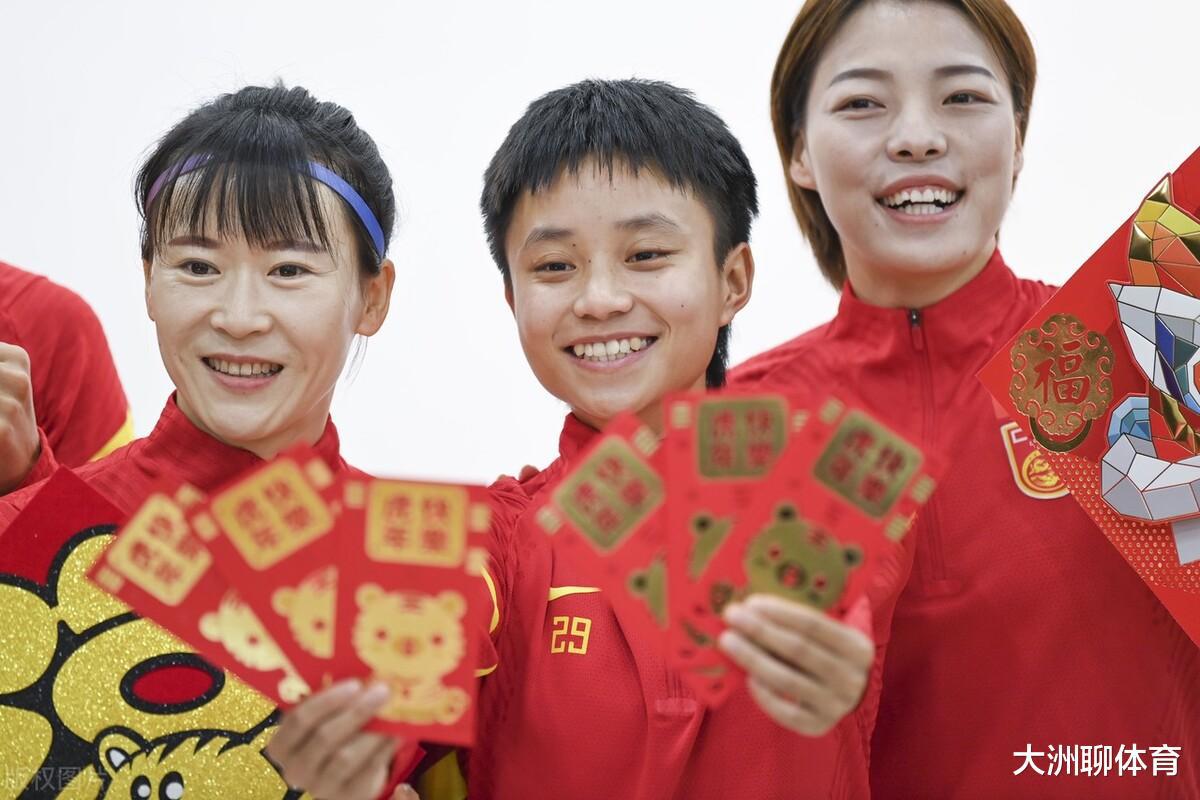 中超广州队再获喜讯：小将获得亚洲级别荣誉！中国女足值得期待(1)