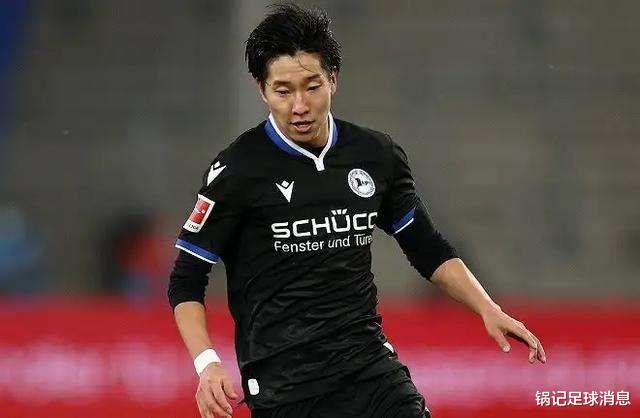 他是德甲弱旅大腿，本季独造11球，可依然无缘日本国家队(2)