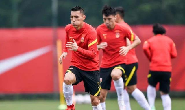 喜讯，52岁中超巨头被抓，球迷：中国国足2024年挺进世界杯(1)