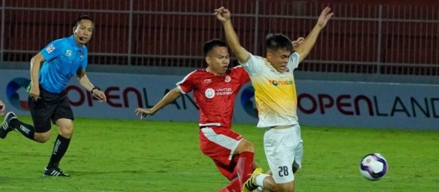 国足球员苏州封闭训练 越南国脚开始2022联赛赛季(11)