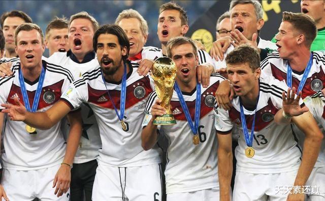 德国意大利都四获世界杯冠军，但意大利有一项纪录对标五星巴西(1)