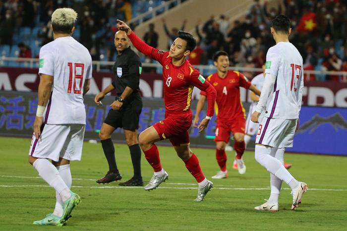 世预赛：中国男足VS沙特，一场输赢都会被骂的比赛，CCTV5直播！(4)