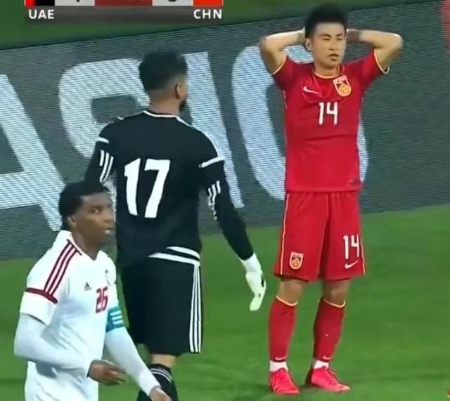 迪拜杯U23中国男足01惜败阿联酋，技术欠缺和锋无力依然是硬伤！(7)