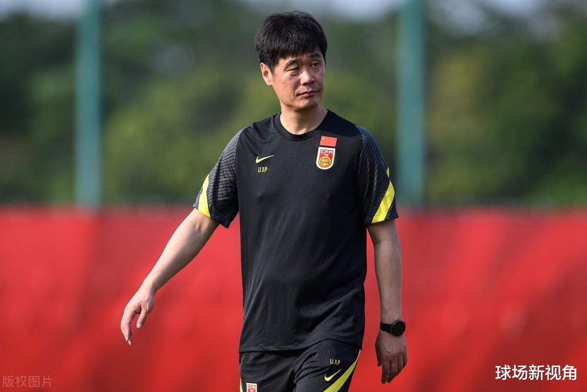 前国足队员李毅做出争议表态：国足此前输越南队是因为准备不足(4)