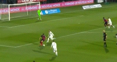 【法甲】梅西助攻戴帽 姆巴佩内马尔均3射1传6比1胜(4)