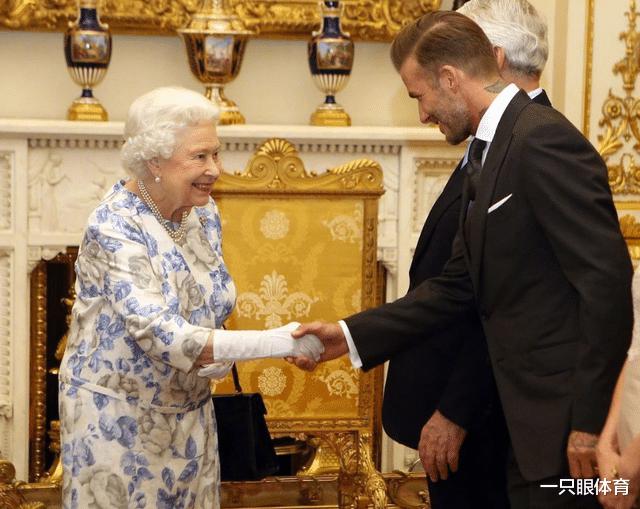 贝克汉姆给英女王庆生，与威廉拜把子！下一盘大棋：小七嫁入皇室