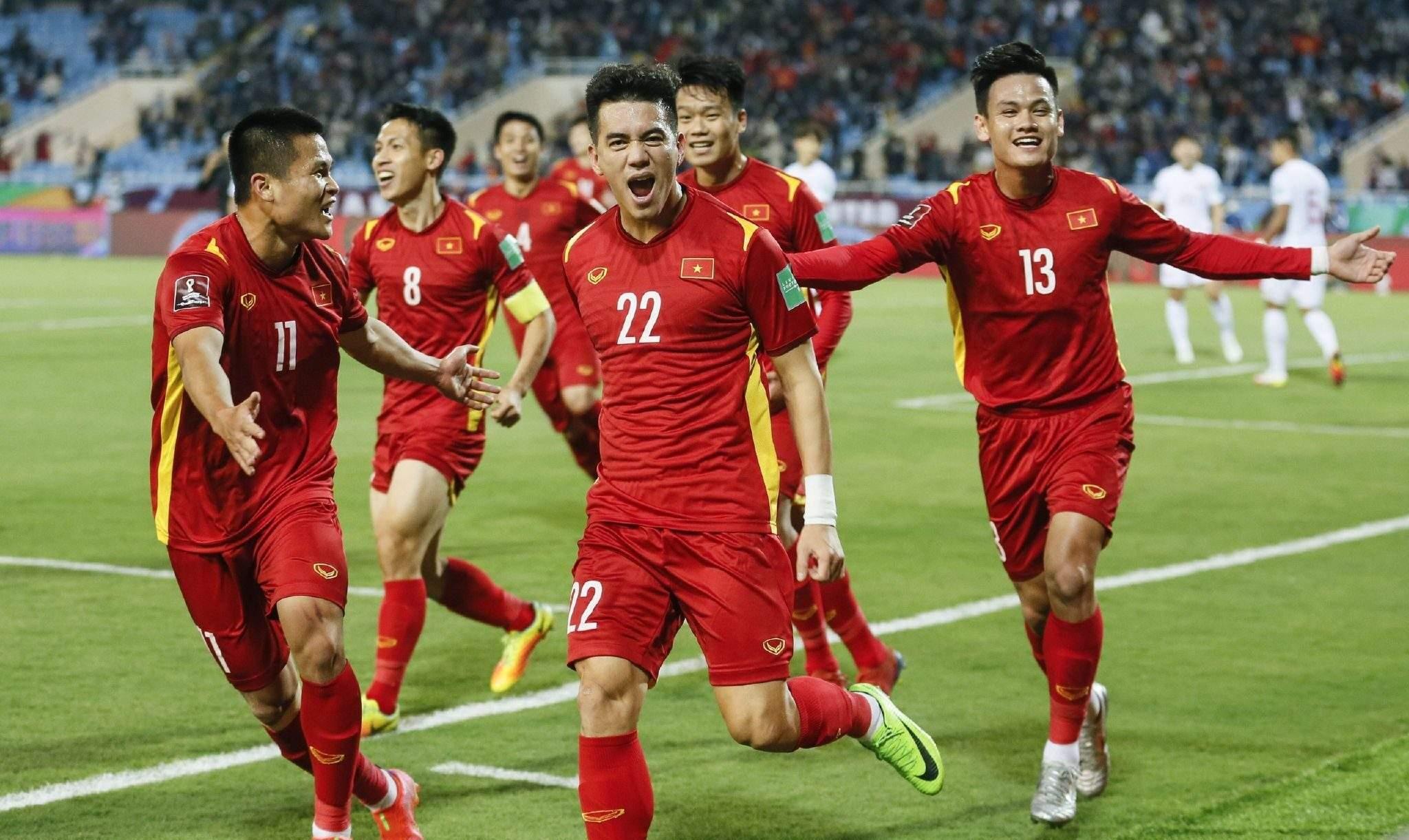 3-2！1-0！越南足球强势崛起，短短10天双杀韩国队，国足惨败不冤(1)