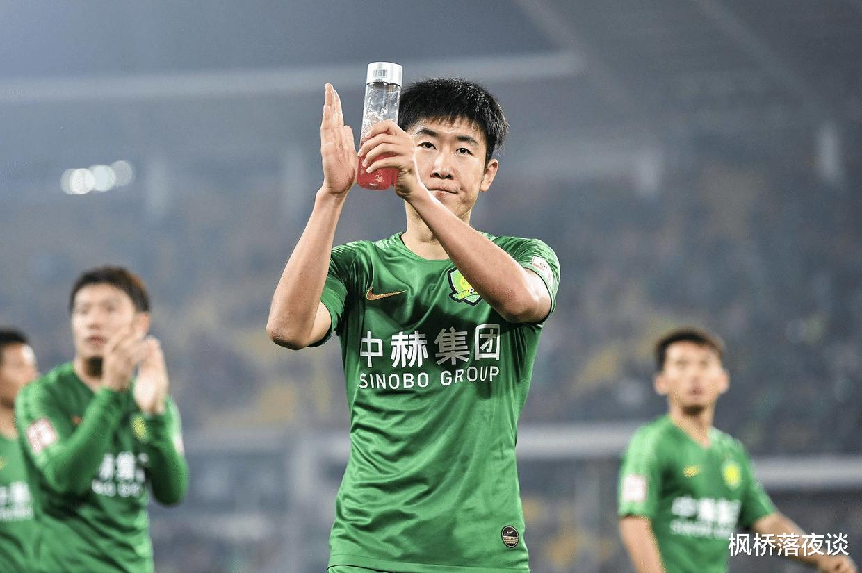 25岁踢上职业，32岁却悄然退役！国安老将成中国球员最真实写照！(4)