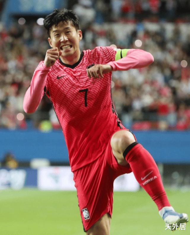 孙兴慜神作！韩国2-0掀翻南美劲旅，韩媒：世界级球星的尊严(3)
