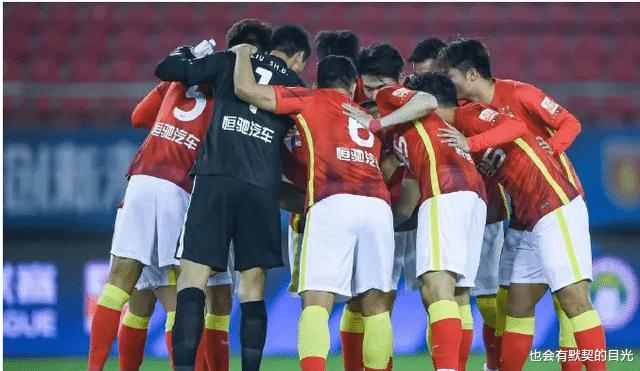 早十点，国际足联正式官宣，中国足协又惹大麻烦，球迷各执己见
