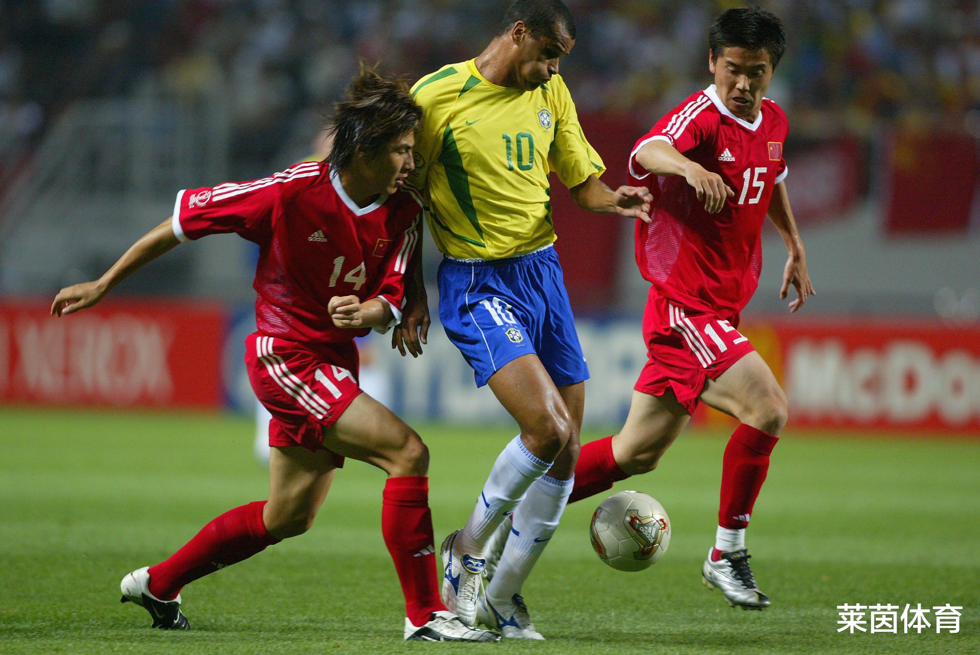 2002韩日世界杯7大瞬间：国足巅峰，巴西夺冠，黑哨助韩国！