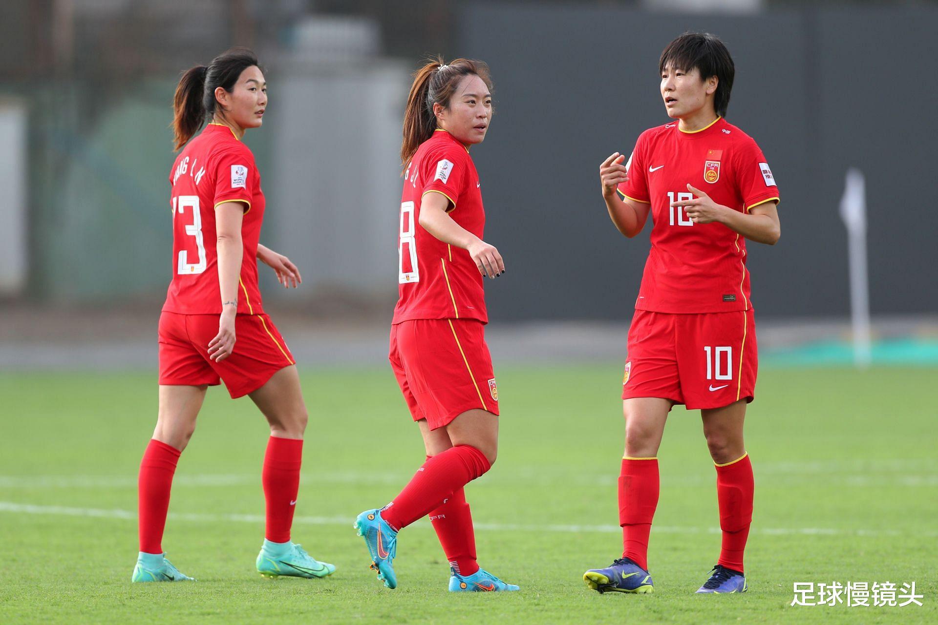 6连胜，2-0！中国女足狂飙，创3大纪录+力压日本登顶，王霜未出场(1)