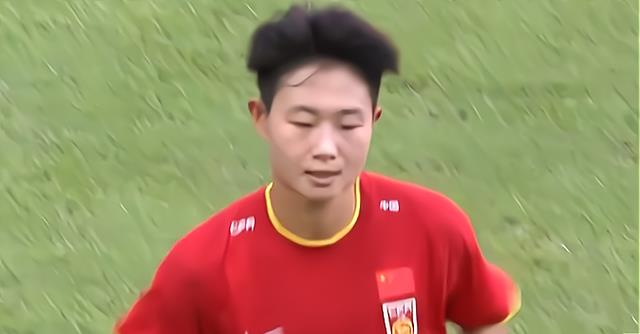 踢得一般！中国女足“艰难”2-0开门红失误有点多需要调整(3)