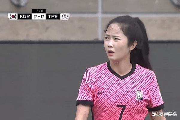 4-0！韩国队踢疯了，5分钟3球，美女球星2球爆发，施压中国女足(3)