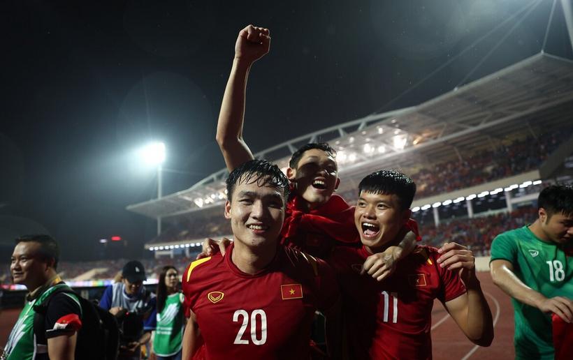 93分钟绝杀，越南青年2-1翻盘，冠军赛PK泰国，国足青训被甩开了(2)
