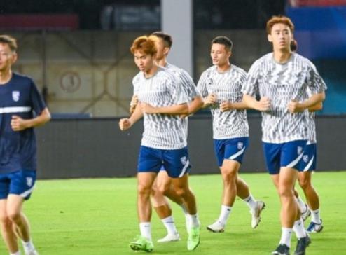 河南郑州，2022中超联赛第13轮前瞻，武汉三镇备战训练(2)