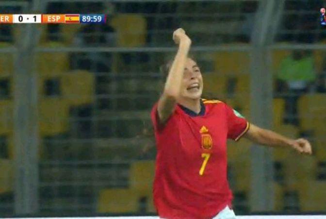 1-0！西班牙女足绝杀德国，90分钟进球，决赛会师哥伦比亚(4)