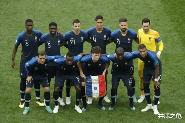 法国队世界杯名单出炉，3大焦点，皇马主力落选，1位置比中场糟心(3)