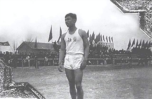1959年钟南山打破全运会纪录，婉拒国家体委邀请，毅然投身医学事业(3)