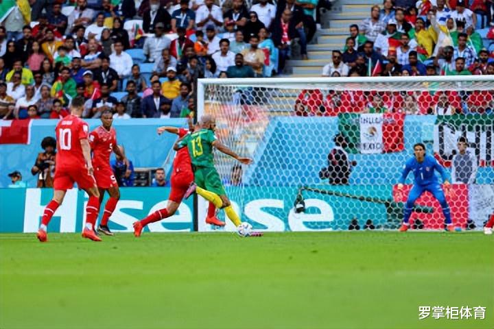 喀麦隆0比1惜败瑞士，中超名将成最郁闷的人，有心报国却无缘登场(1)