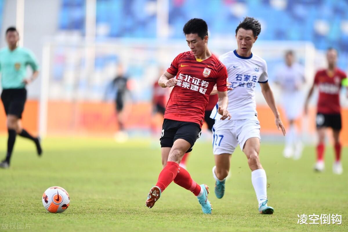 2-0，沧州雄狮队大爆发，掀翻中超前冠军，终结4轮不胜的颓势(3)
