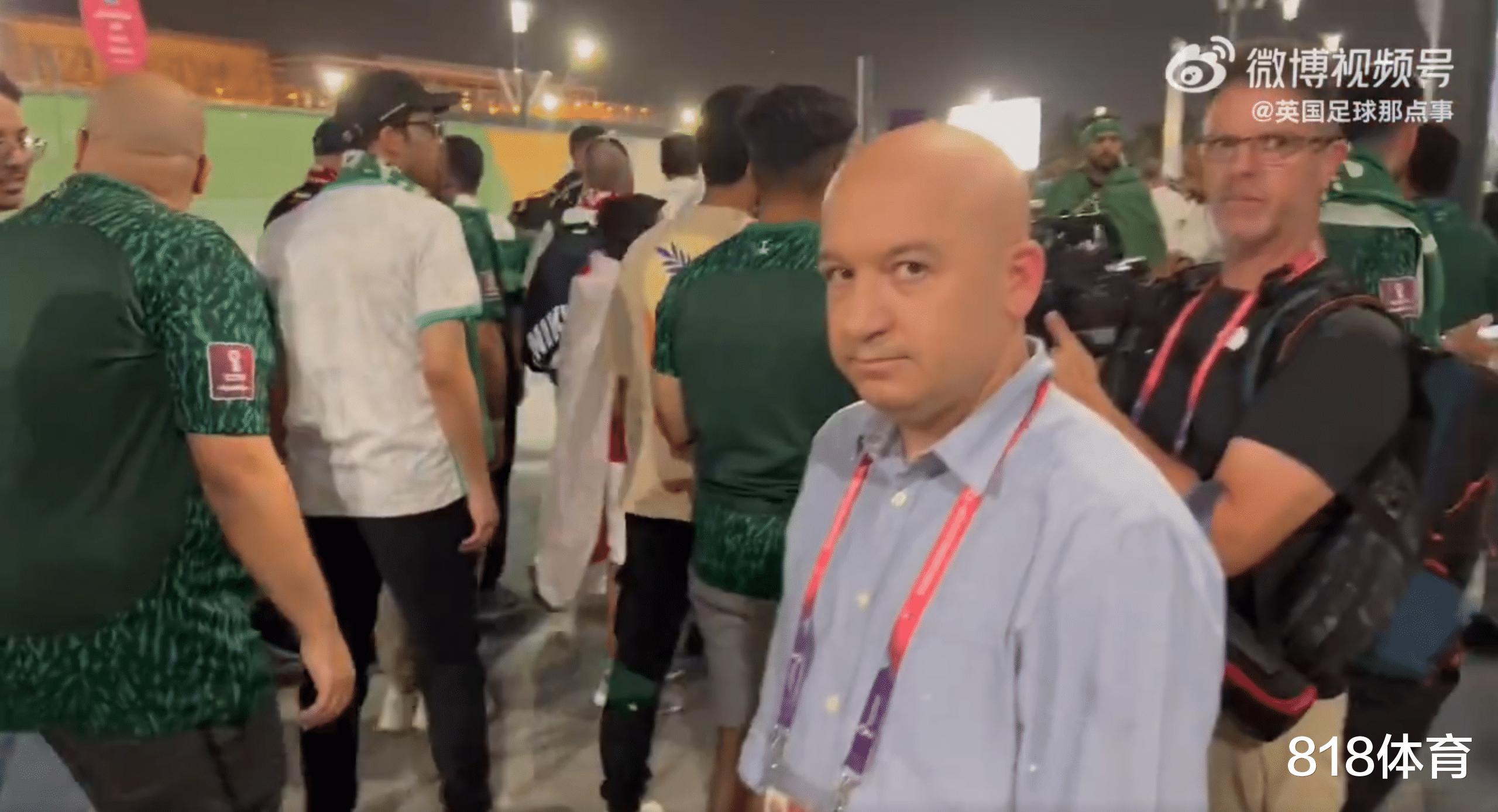 找骂! 以色列记者采访沙特球迷遭怒怼: 没以色列只有巴勒斯坦! 这里不欢迎你(7)