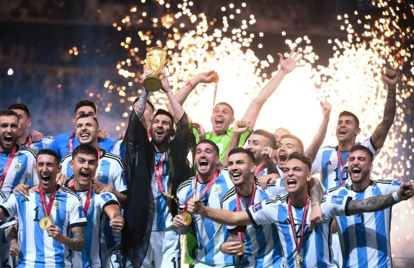 FIFA排名出炉：阿根廷夺冠仅第2，国足大滑坡，李铁让中国队苦不堪言(1)