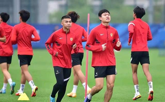 U19国足是中国男足未来的希望 何小珂实力很强 国足发展越来越好