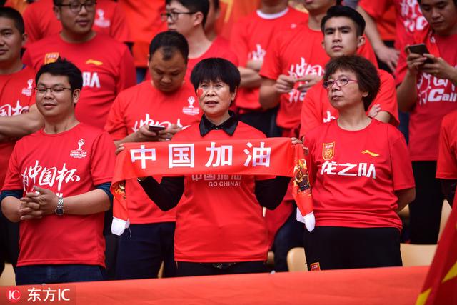 亚洲的韩国日本、卡塔尔已办世界杯，中国是不申请还是条件不具备(4)