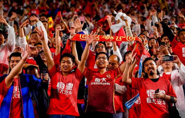 日本球迷对广州恒大特别喜欢，为什么中国球迷却认为是毒瘤？(5)