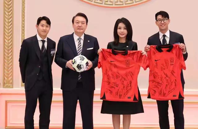 韩国：世界是韩国的，足球也是(8)