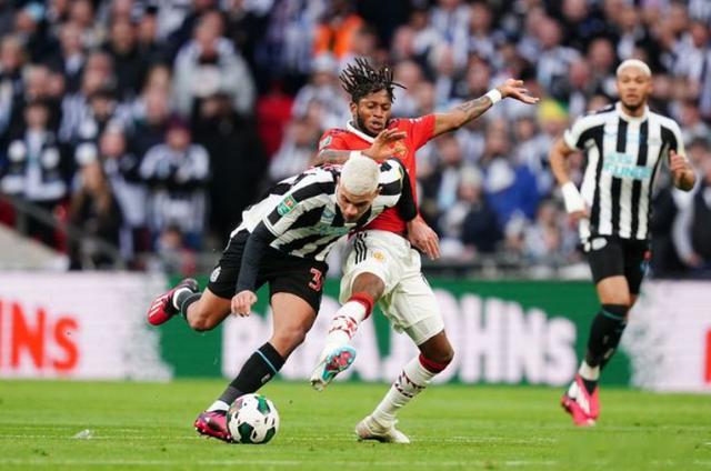卡塞米罗在联赛杯决赛中大放异彩，曼联和纽卡斯尔的球员评分(7)
